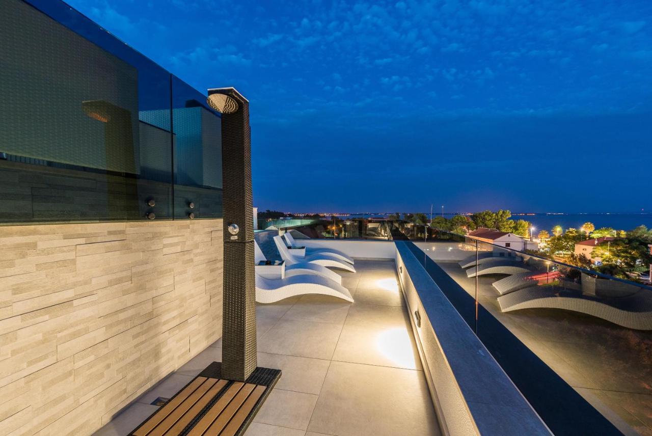 Grandpalazzo Apartments Vir Exterior foto