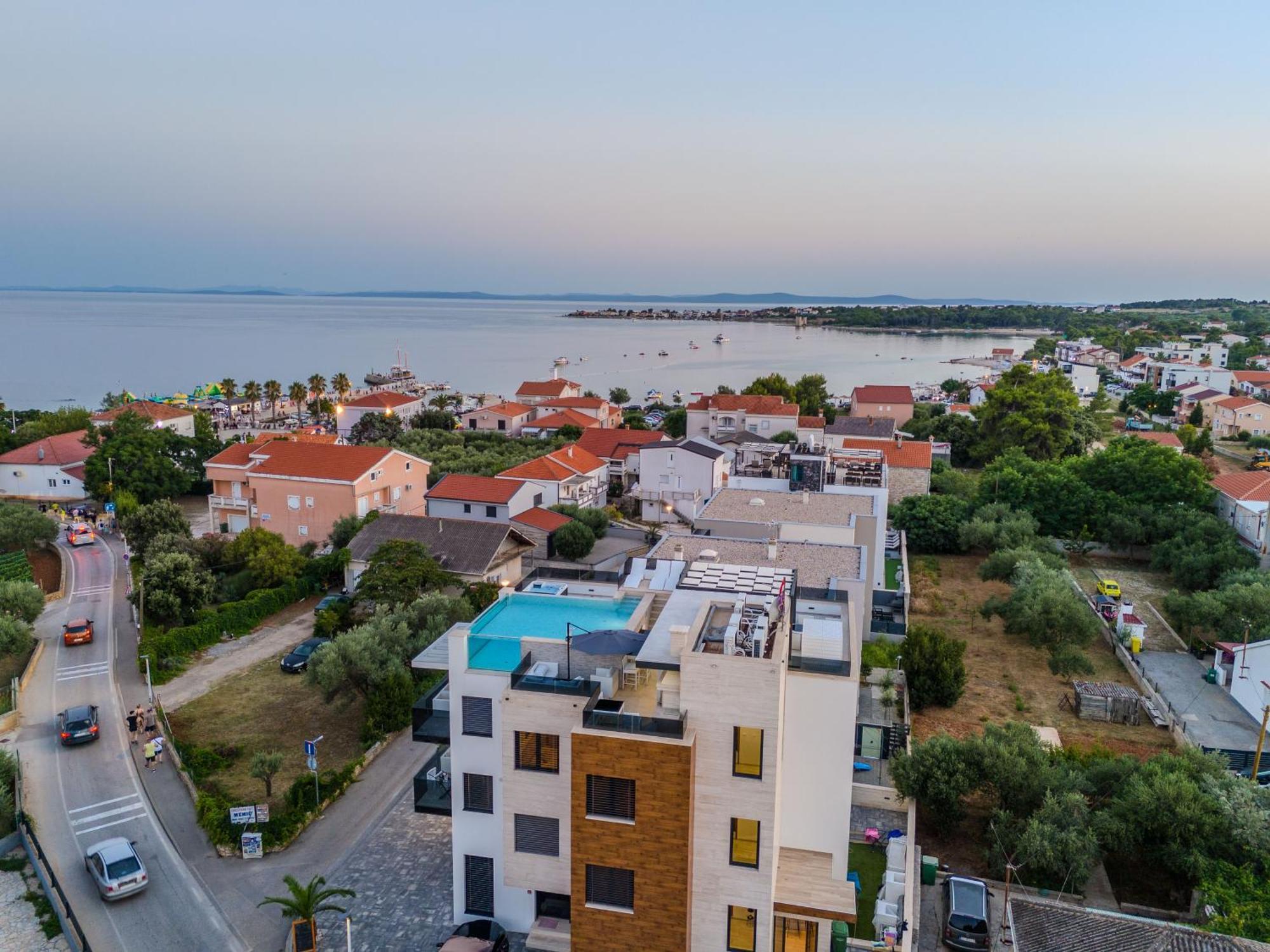 Grandpalazzo Apartments Vir Exterior foto
