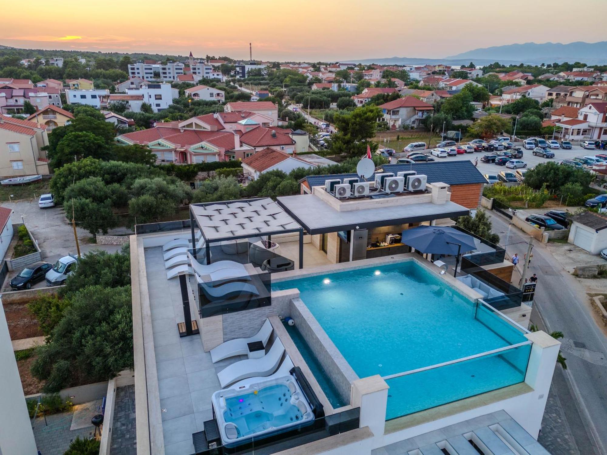 Grandpalazzo Apartments Vir Exterior foto